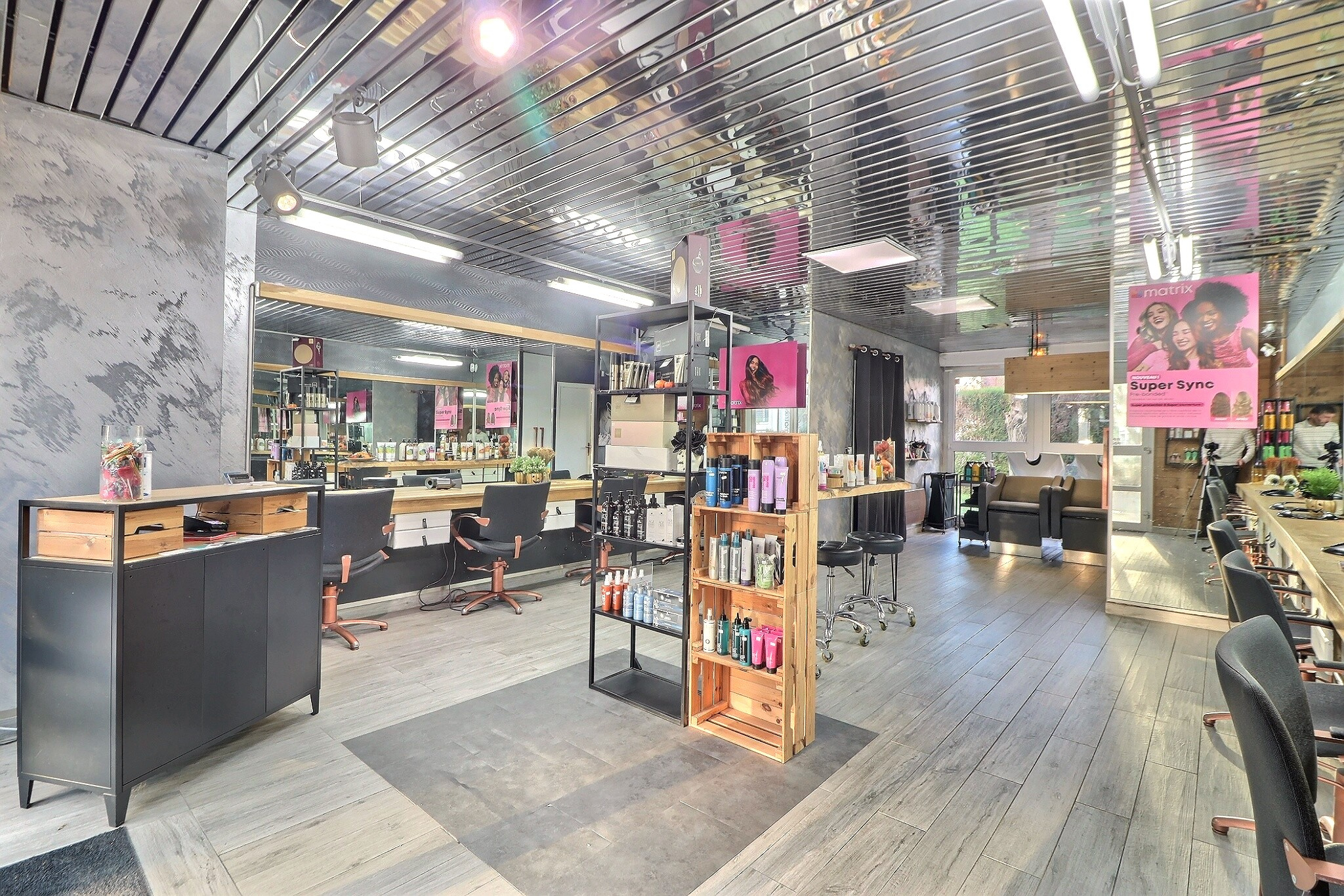 VENTE FONDS DE COMMERCE SALON DE COIFFURE 52M2 | Prix : 99000 €