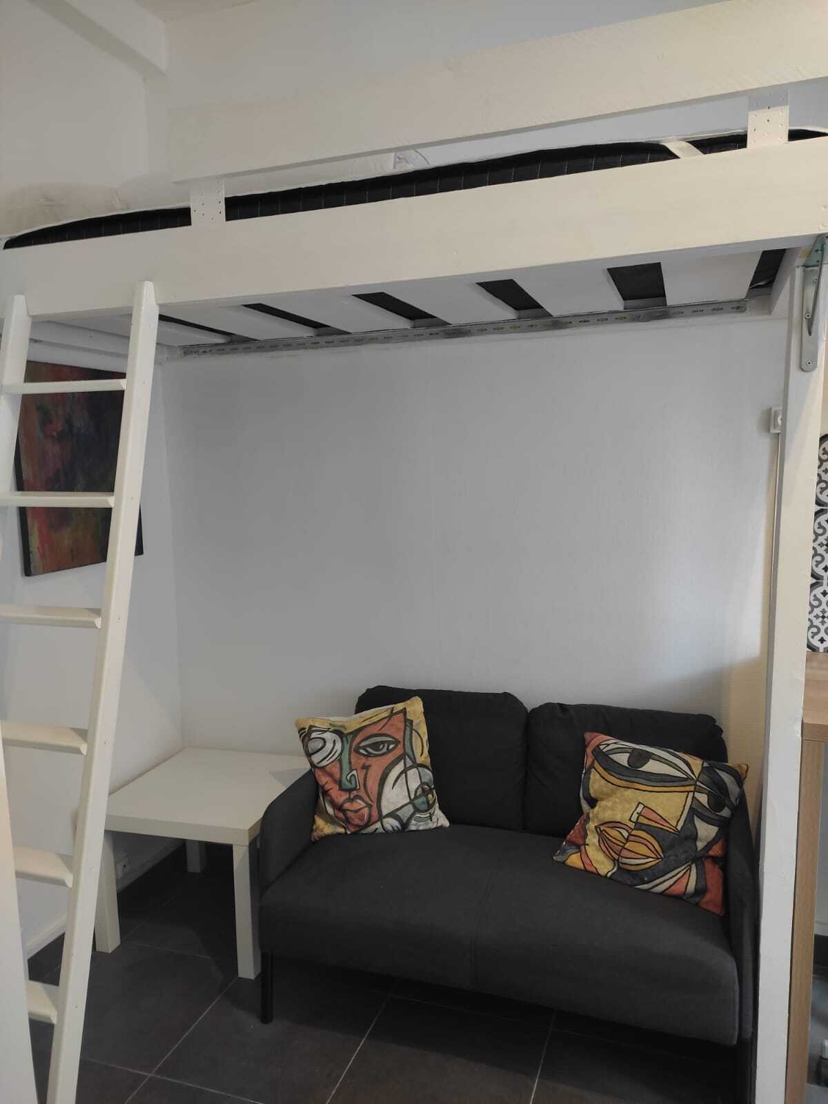 Studio 92170 Vanves | 688 €