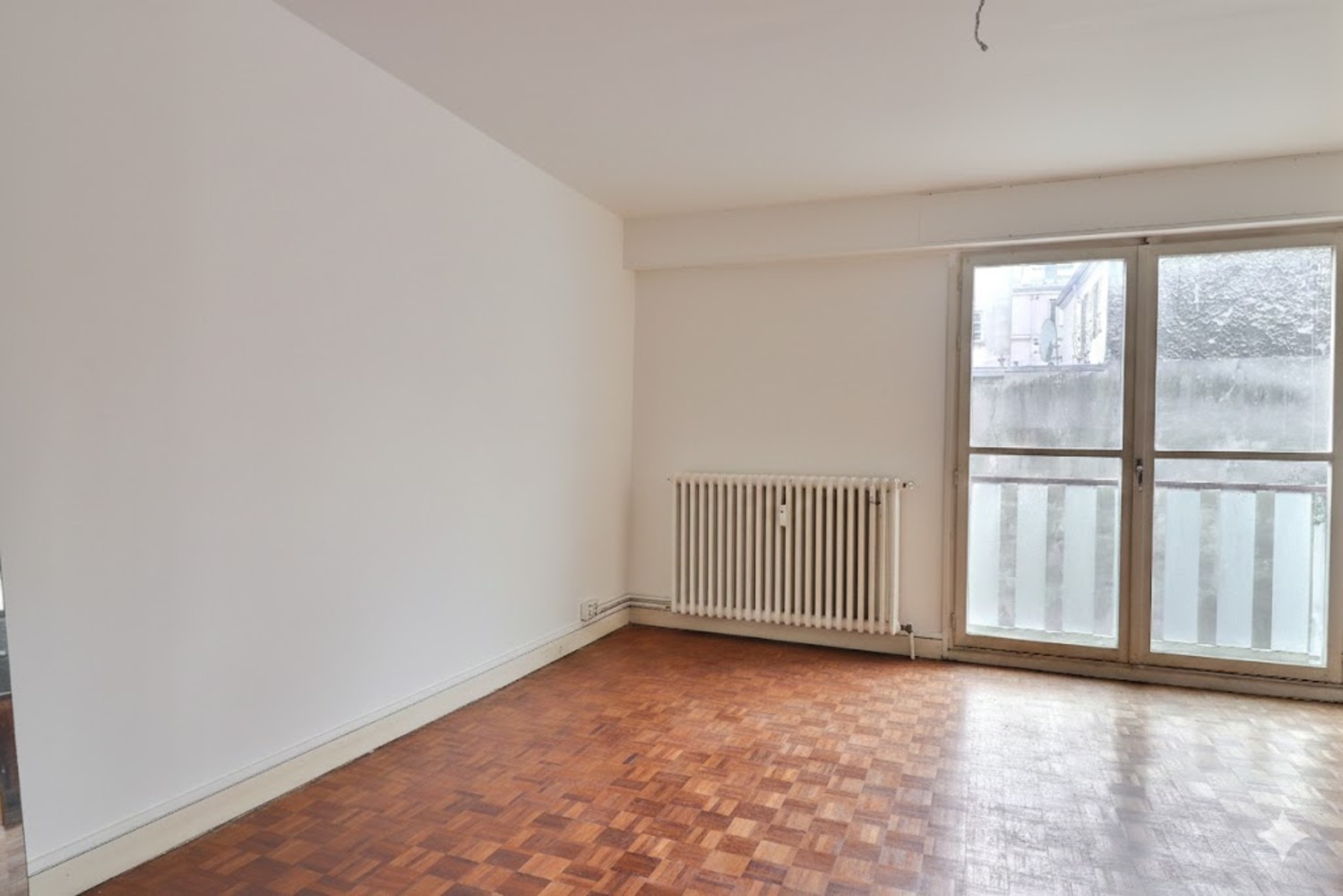 Appartement 75018 Paris | 2003 €